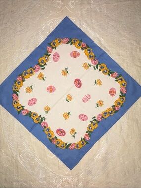 Vintage Wilton Court Blue Border Floral Easter Table Napkin Set of 3 BRAND NEW